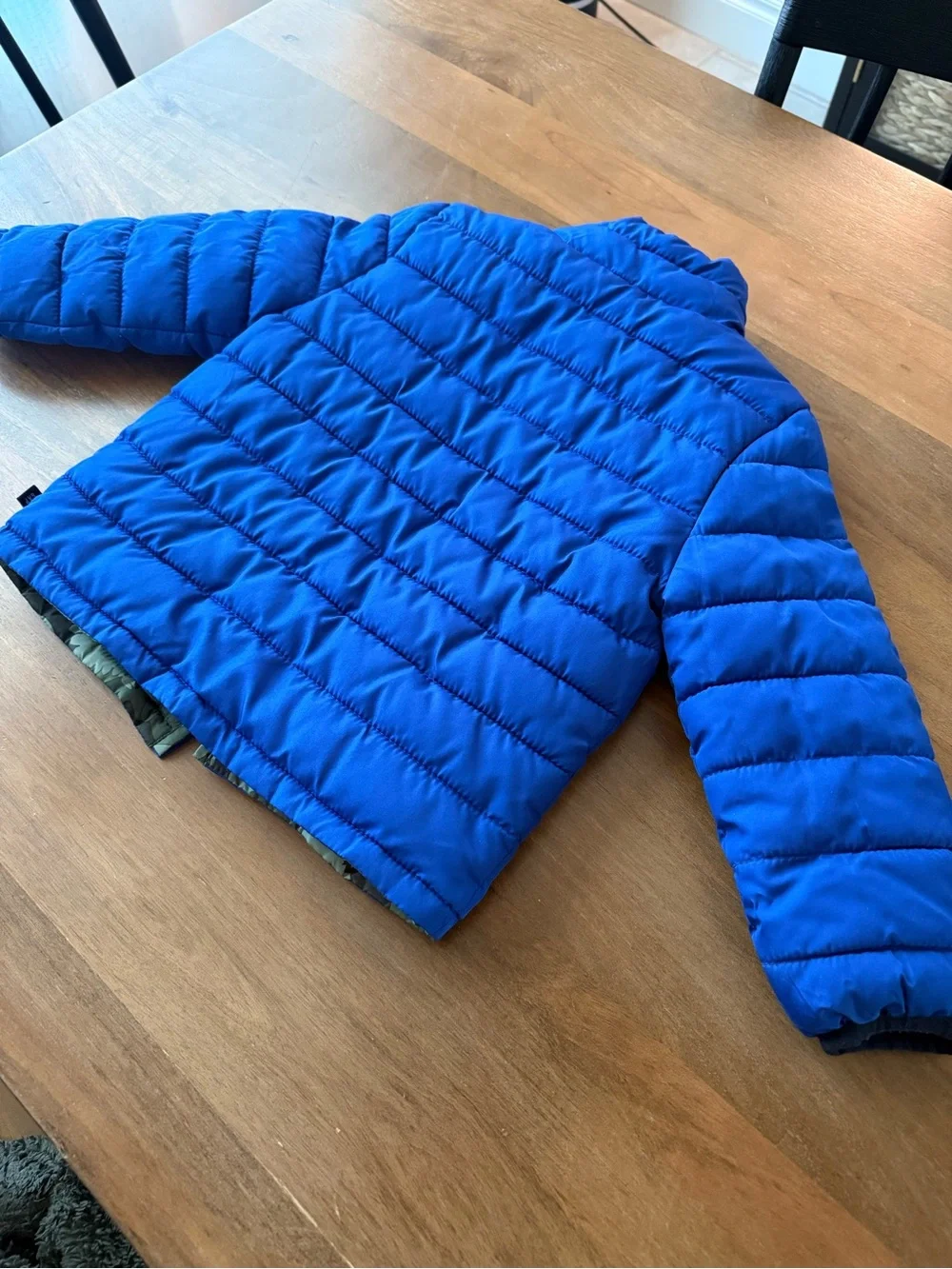 GAP Reversible Kids Puffer Jacket 3T - blue and camo dino